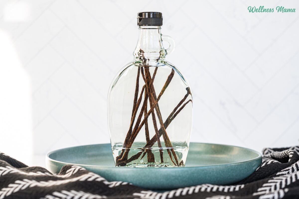 How to Make Homemade Vanilla Extract